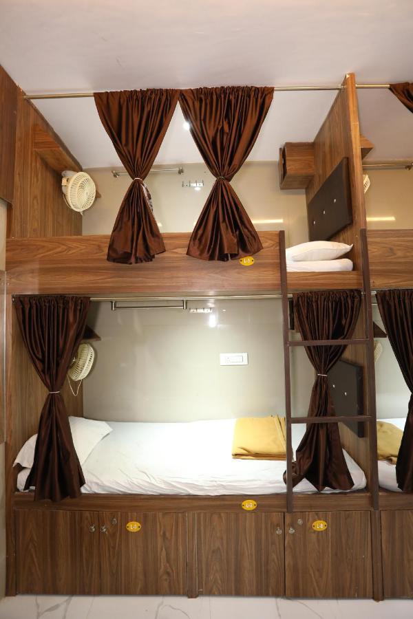 Mango Marol Dormitory มุมไบ ภายนอก รูปภาพ